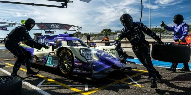 Tapes, adhesives and sealants for the motorsport industry